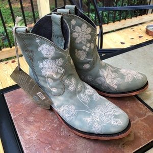Handcrafted boots